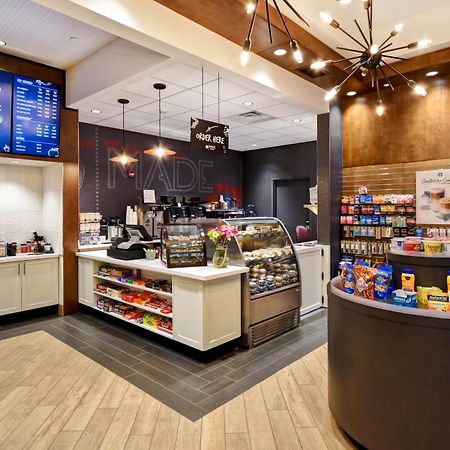 Doubletree By Hilton Deadwood At Cadillac Jack'S Exterior photo