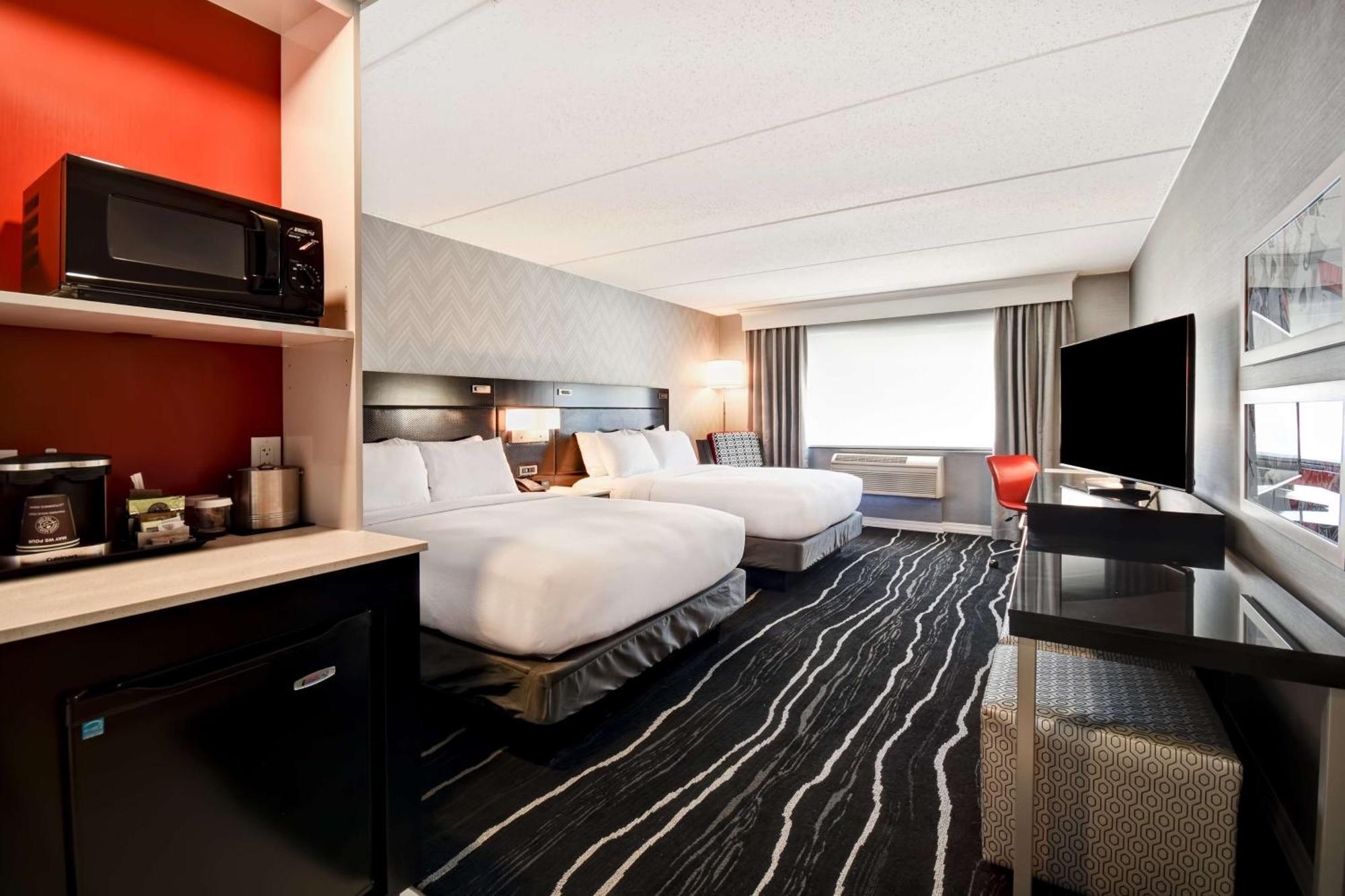 Doubletree By Hilton Deadwood At Cadillac Jack'S Exterior photo