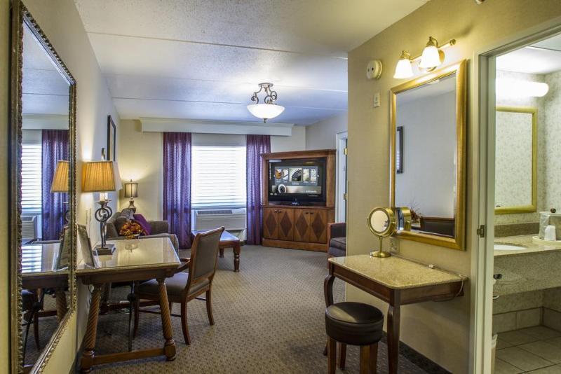Doubletree By Hilton Deadwood At Cadillac Jack'S Exterior photo